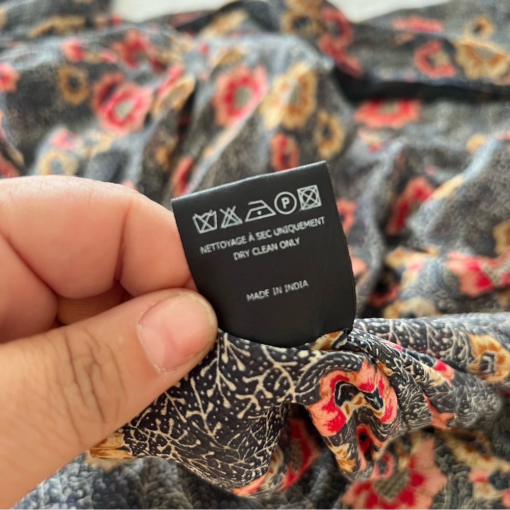 Isabel Marant Étoile Shania Floral-Print Midi Dress in Charcoal - Picture 6 of 11